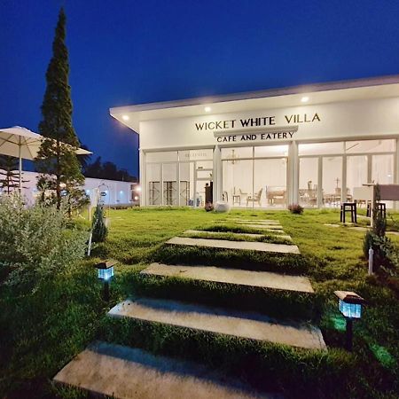 Photharam Wicket White Villa מראה חיצוני תמונה