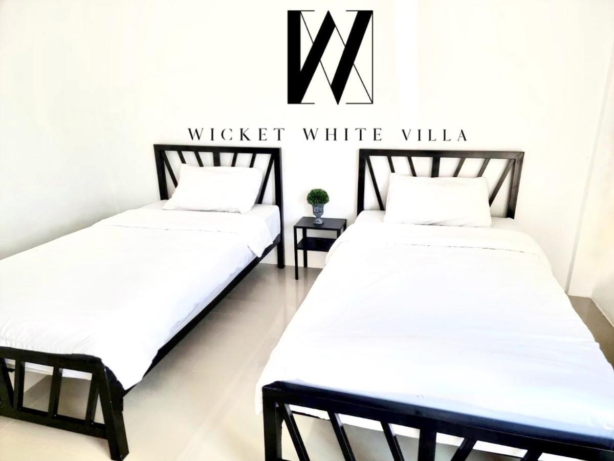 Photharam Wicket White Villa מראה חיצוני תמונה